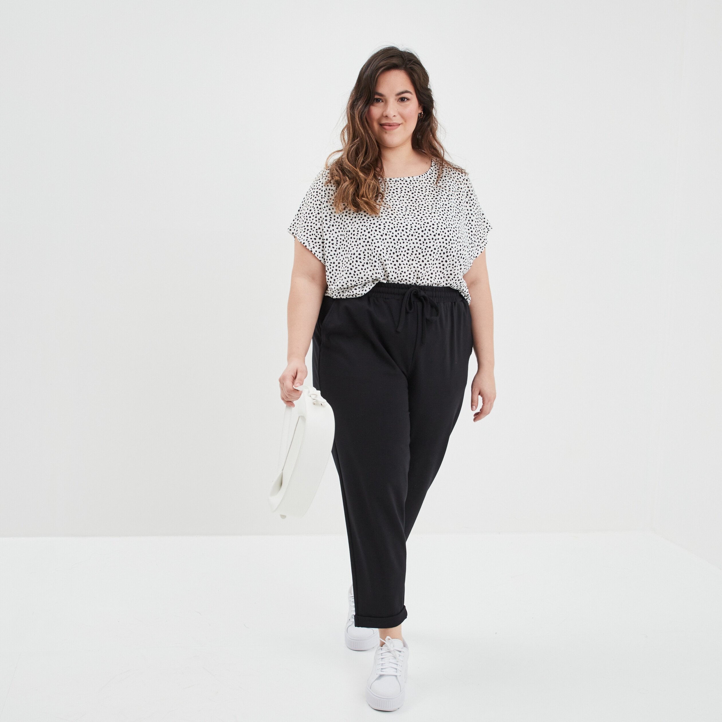 Pantalon de jogging taille élastiquée noir femme grande taille | La Halle