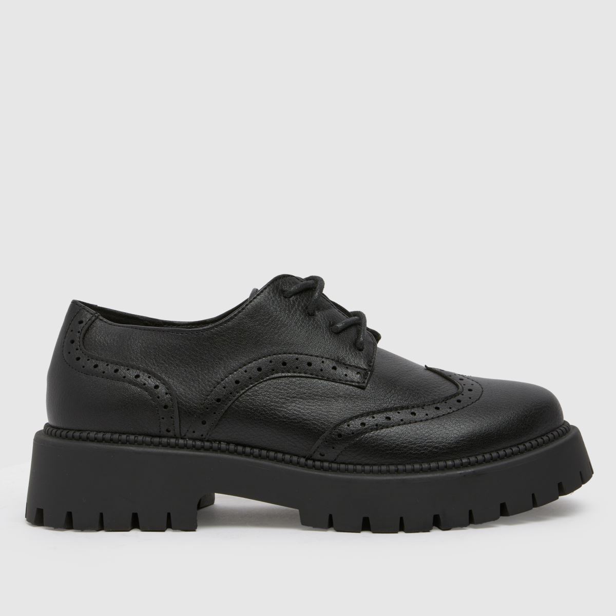 Schuh Wide Fit Lesley brogue fűzős lapos talpú cipő fekete színben
