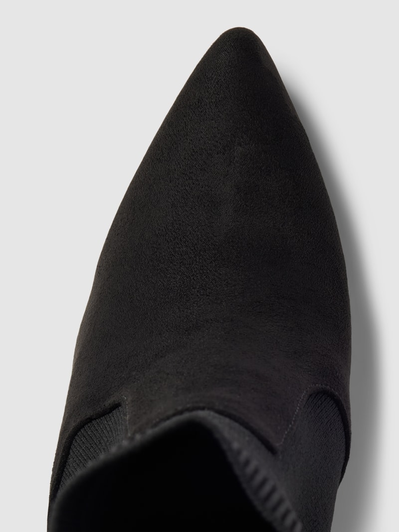 Stiefeletten mit elastischem Schaft und Blockabsatz in schwarz
