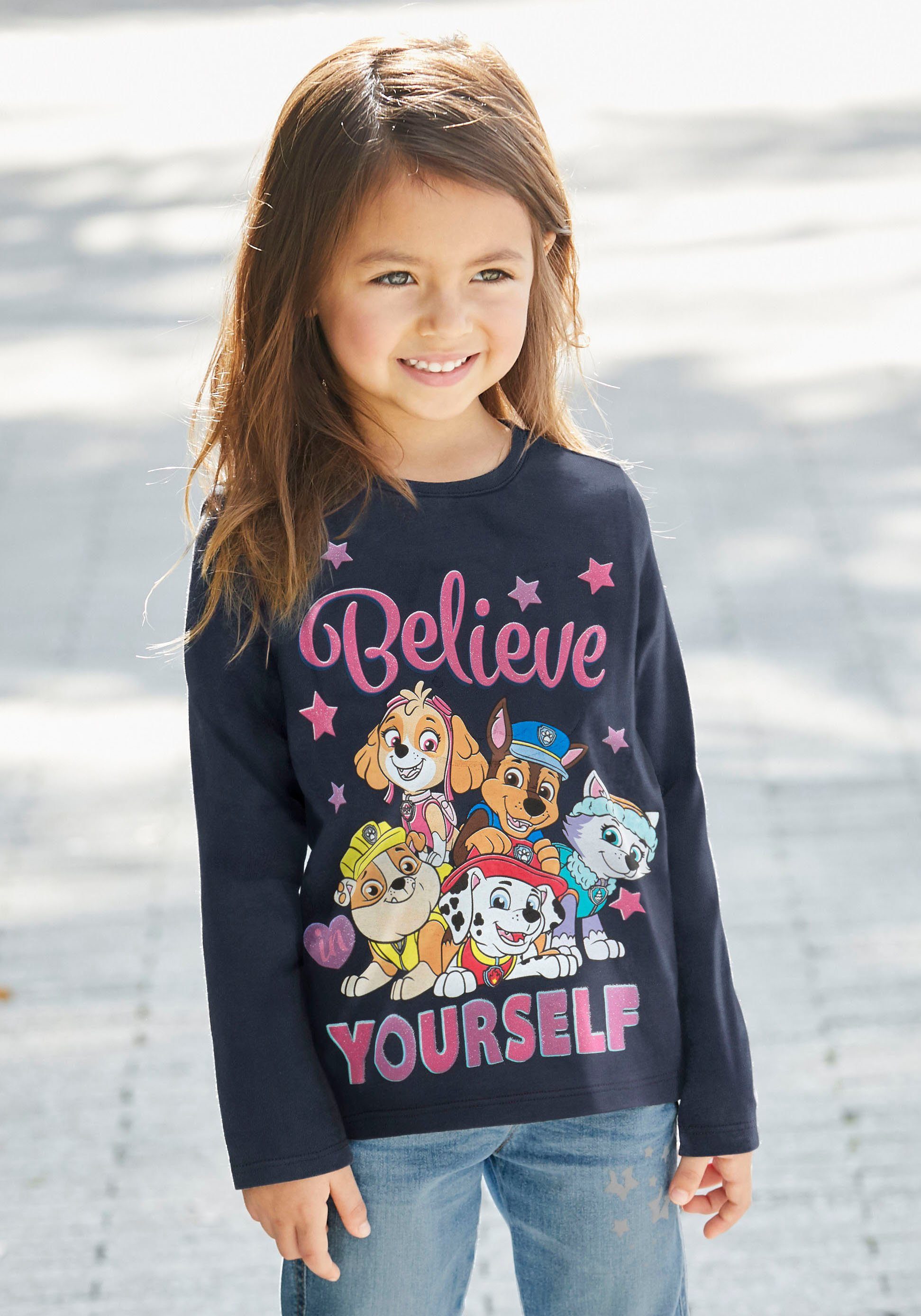PAW PATROL Langarmshirt Schriftzug mit PAW PATROL Team