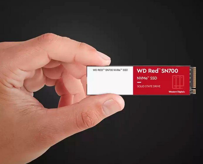Western Digital WD Red SN700 NAS SSD NVMe interne SSD (1 TB) 3430 MB/S Lesegeschwindigkeit, 3000 MB/S Schreibgeschwindigkeit
