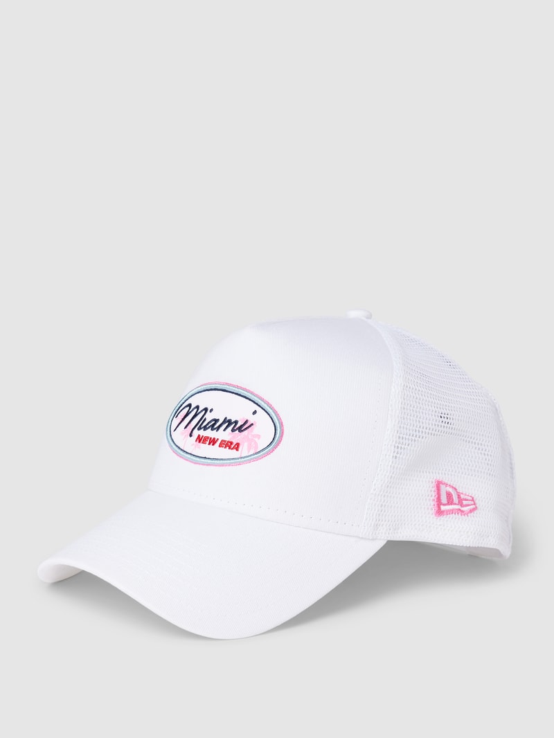 Cap mit Label-Stitching in weiß