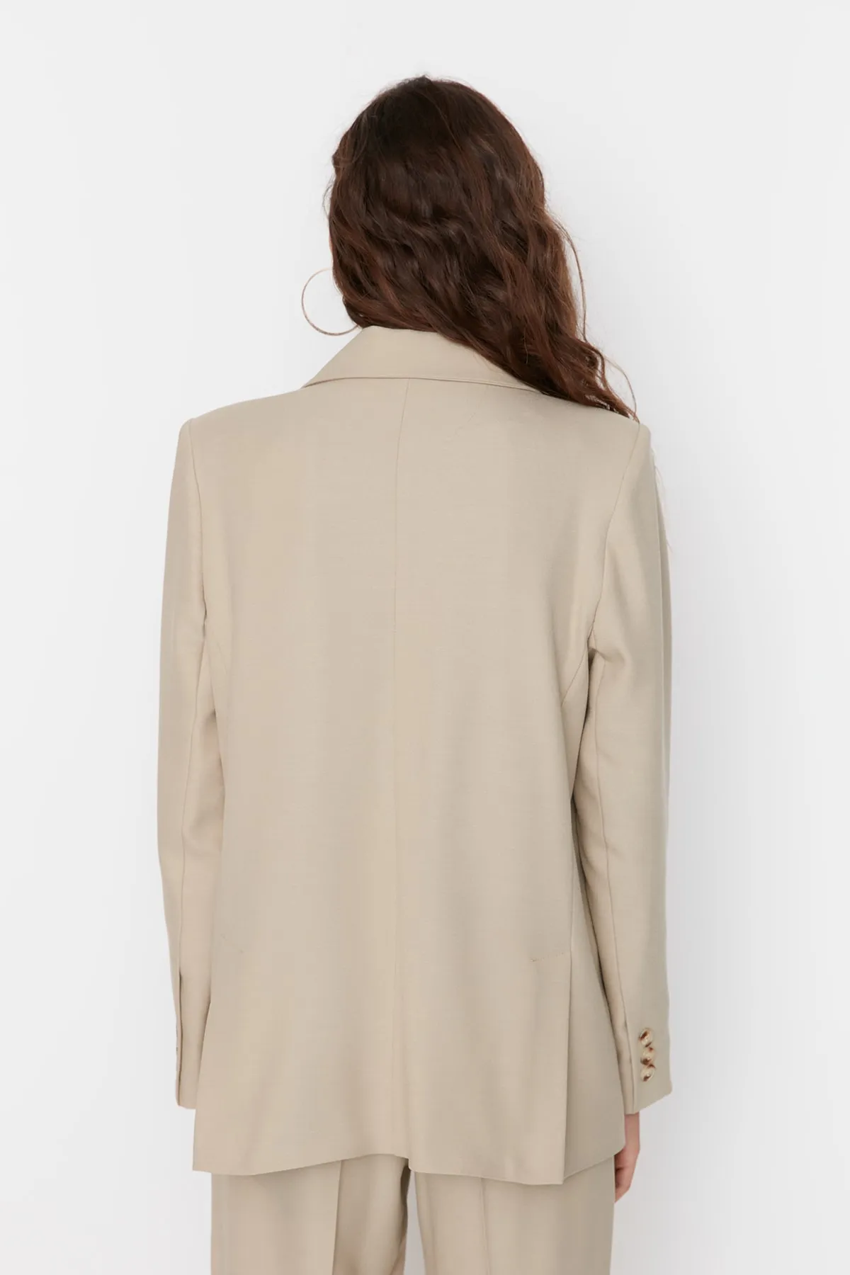 Trendyol Collection  Nerzfarbene, gefütterte, gewebte Blazerjacke TWOAW23BC00132