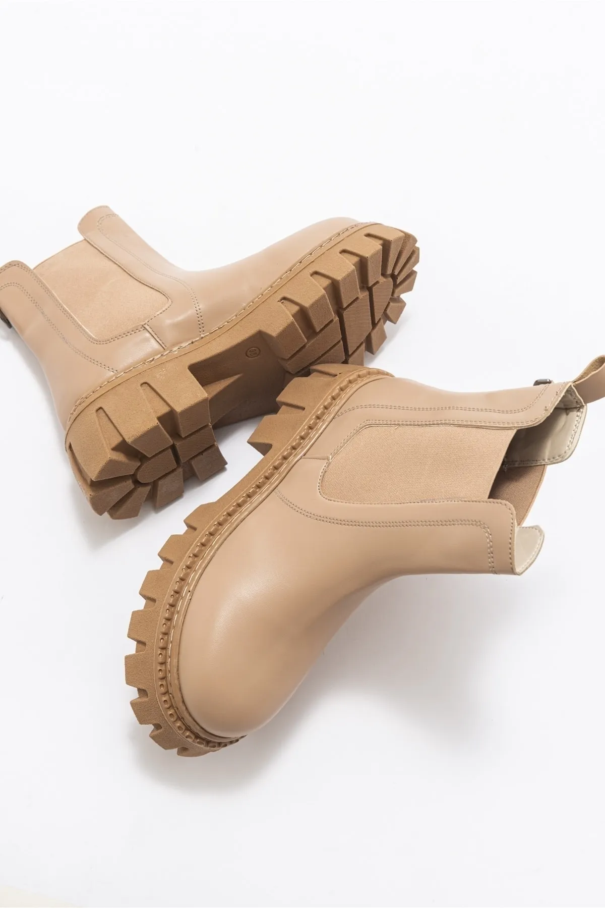 LuviShoes  Chap Dunkelbeige Damenstiefel