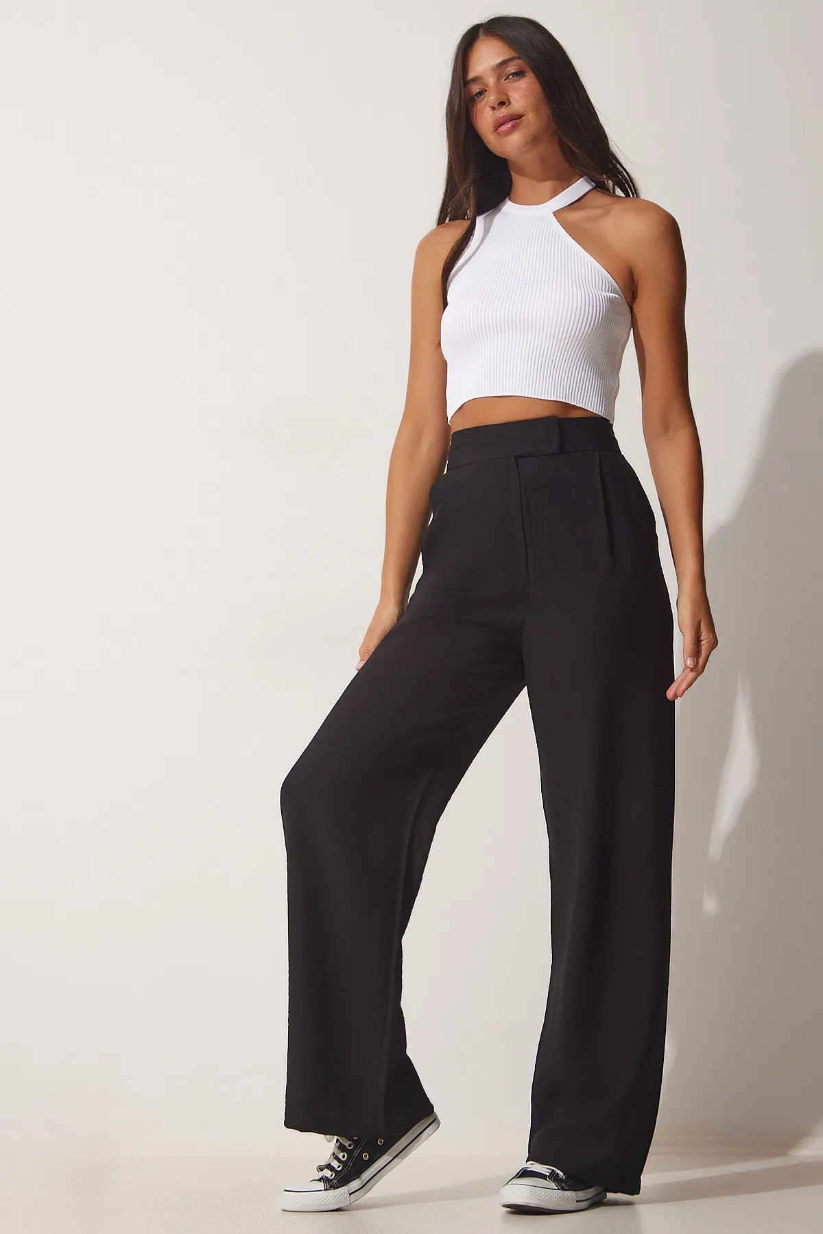 Happiness İstanbul  Schwarze lose Leinenhose mit Klettverschluss für Damen BV00074