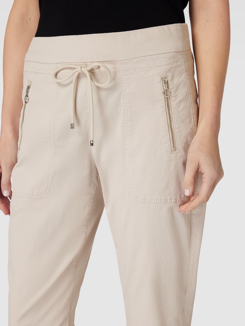 Hose mit Zierhnähten Modell 'EASY' in offwhite