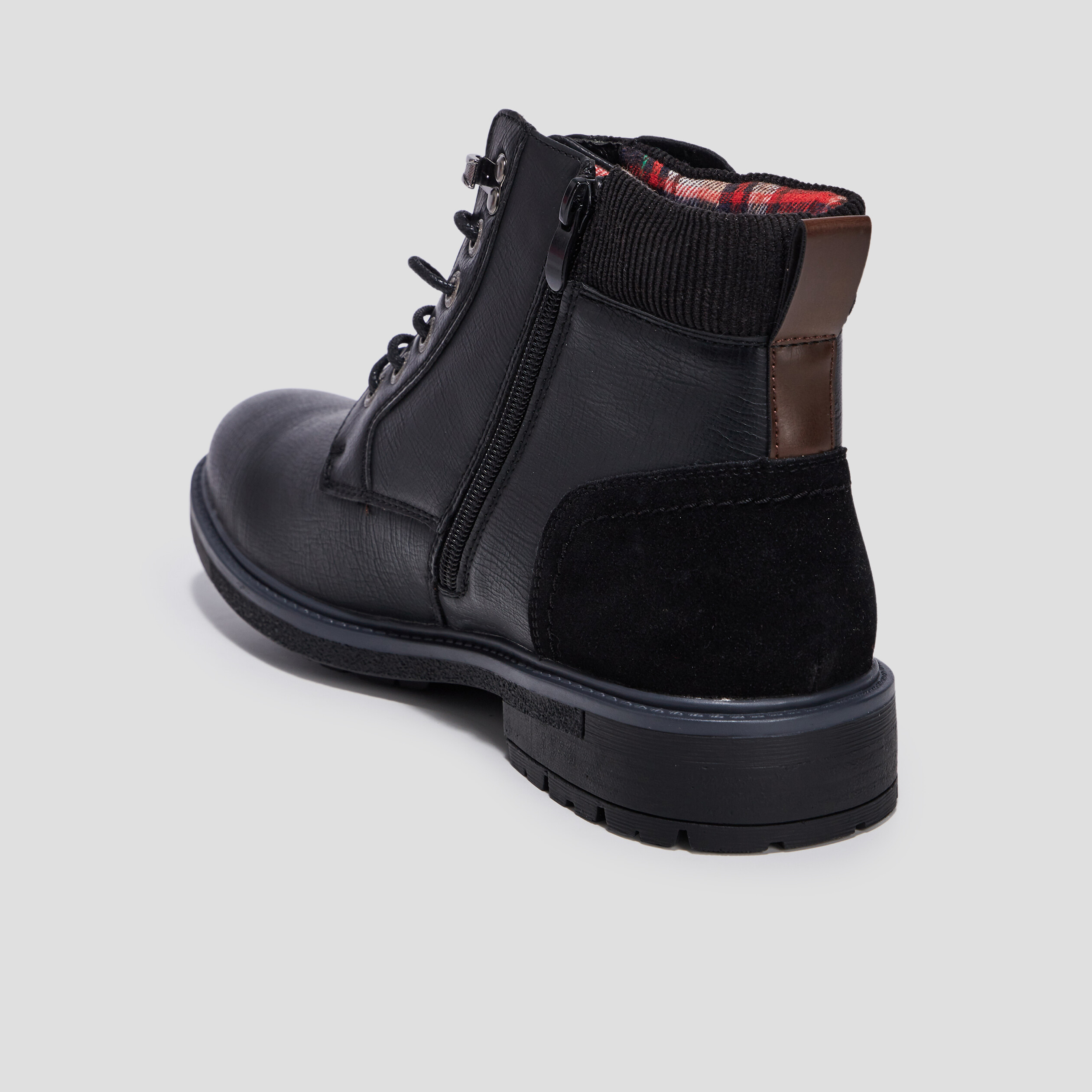 Bottines crantées zippées noir homme | La Halle