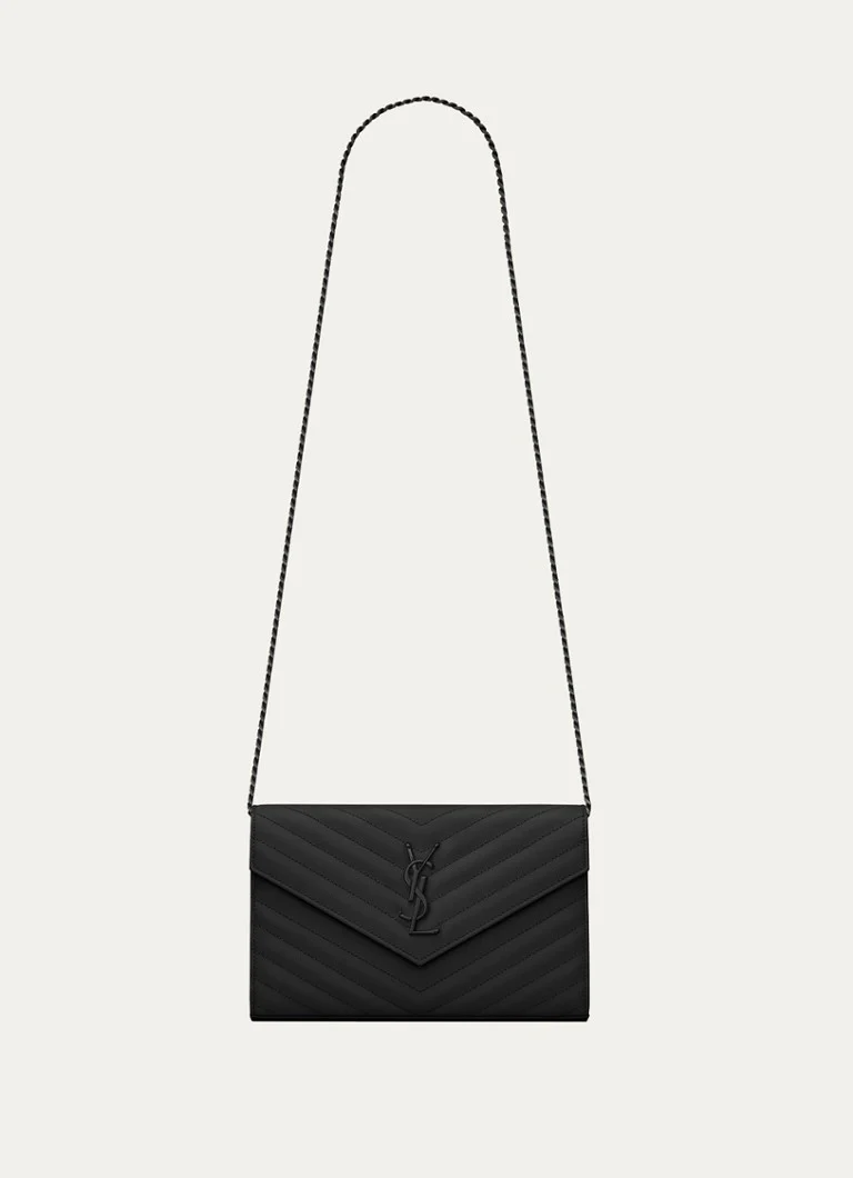 Portofel Saint Laurent Cassandre din piele de vițel cu curea de umăr detașabilă.