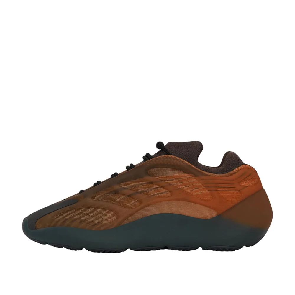 adidas 700 V3 Fade Yeezy Copper GY4109 / braun