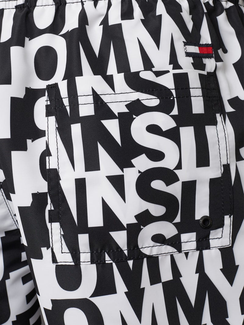Badehose mit Logo-Muster Modell 'Logomania' in schwarz