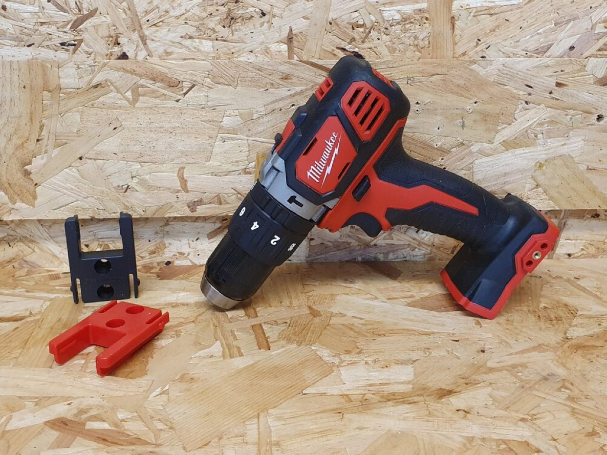 „StealthMounts“ TM-MW18-RED-4 raudoni įrankių laikikliai, skirti „Milwaukee M18“ (4 vnt. pakuotėje)