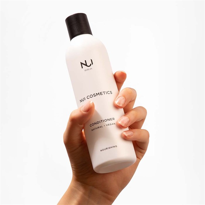 Natural & vegan nourishing Conditioner