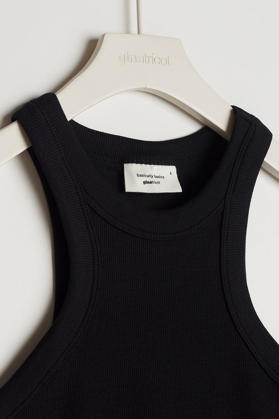 Basic rib tank