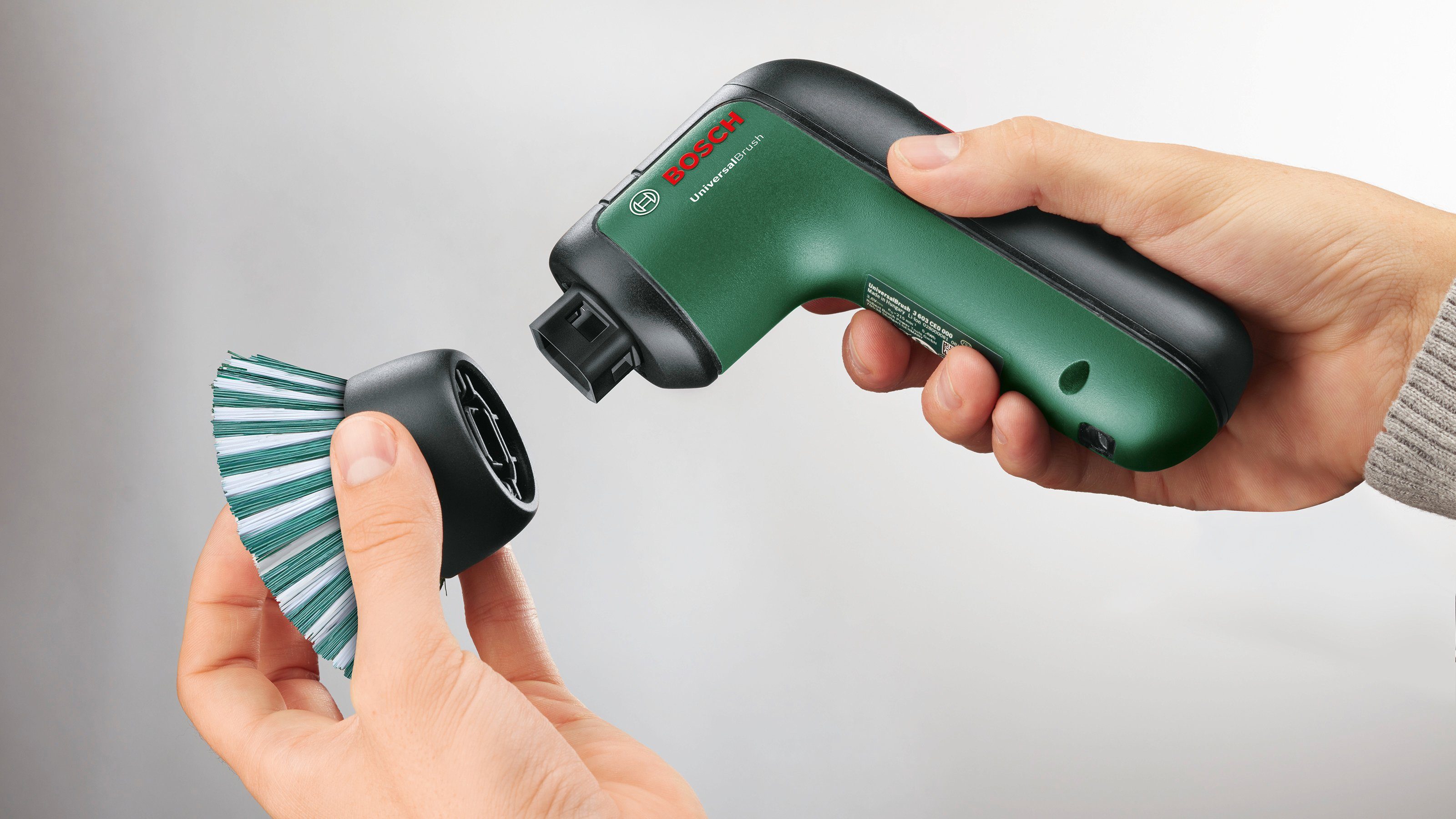 Bosch Home & Garden Akku-Oberflächenbürste UniversalBrush, inkl. umfangreichem Zubehör