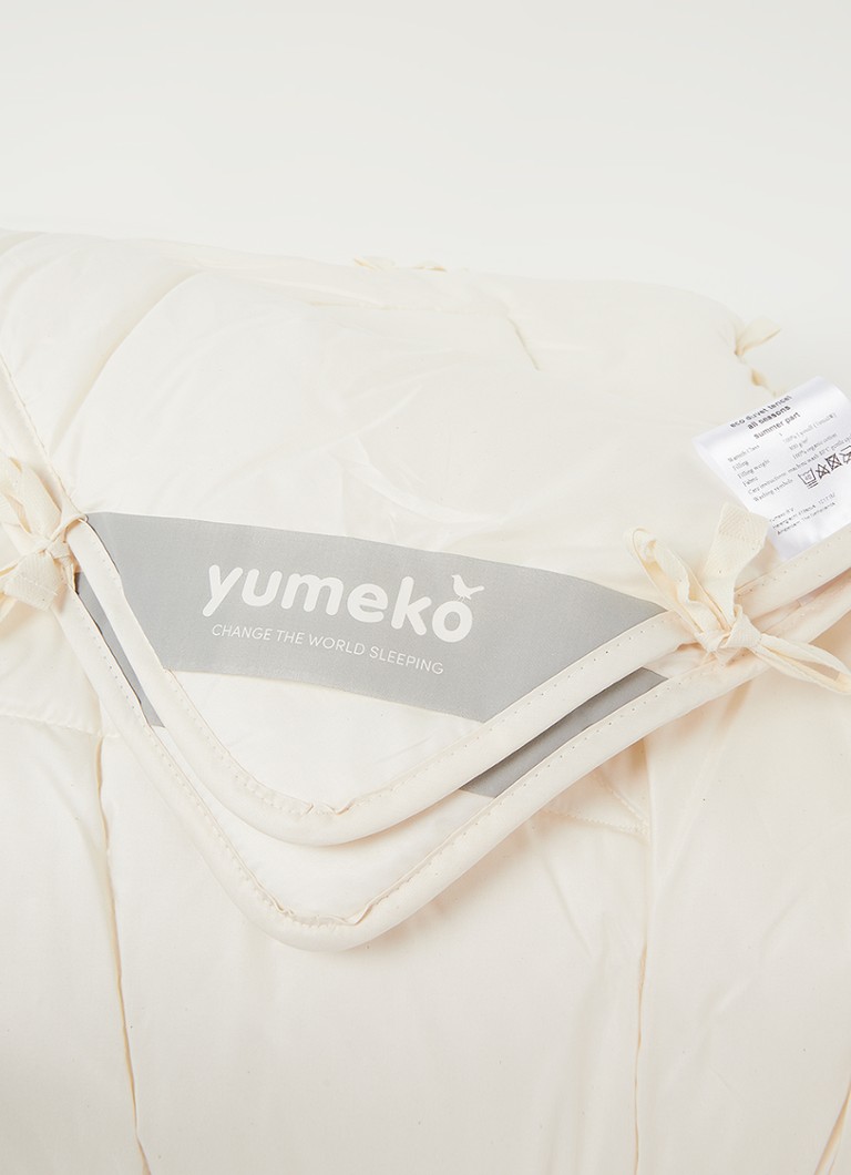 Edredom duplo Yumeko All Seasons, confeccionado em algodão orgânico com enchimento de Tencel.