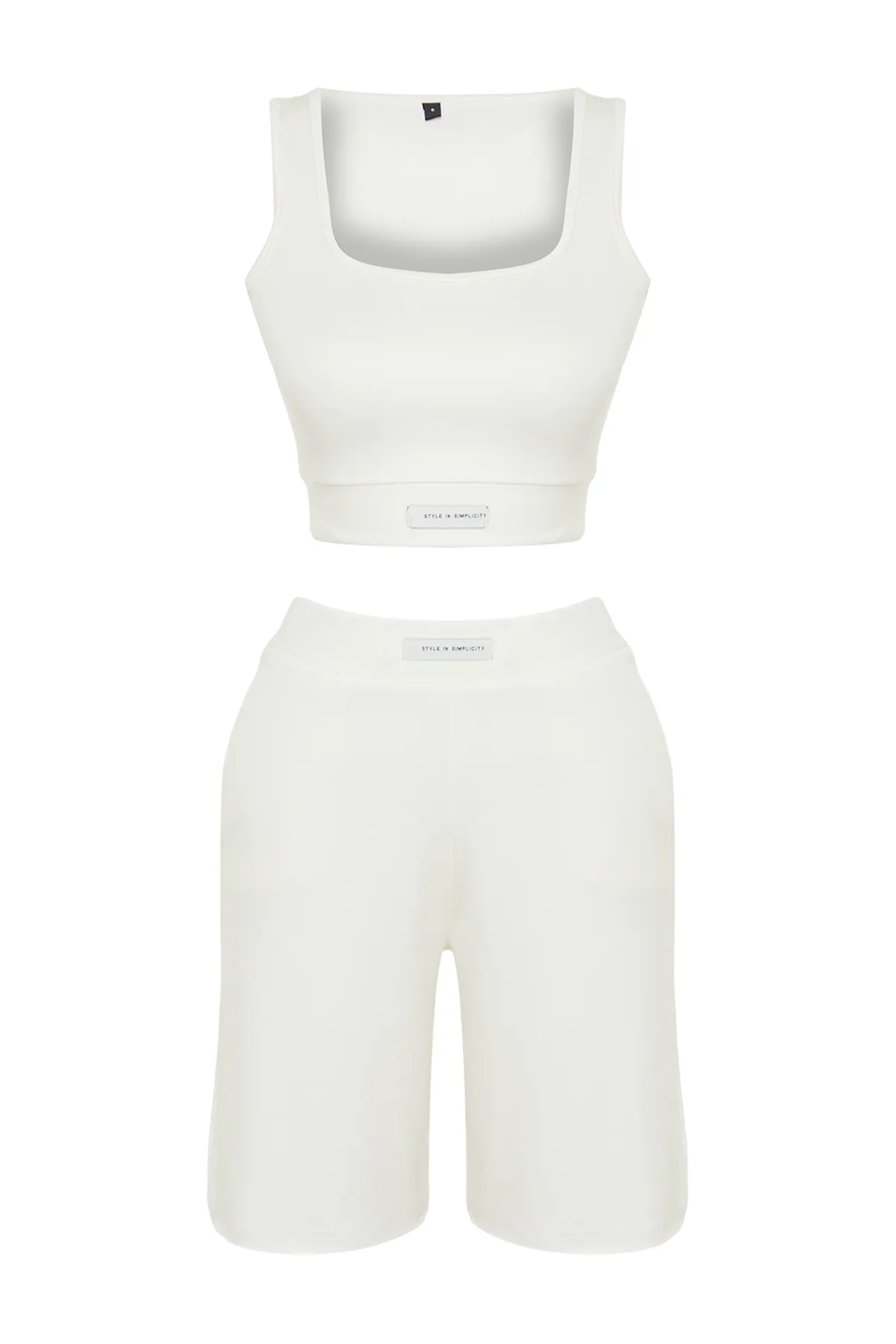 Trendyol Collection  Set aus Oberteil und Unterteil aus Strick mit weichem, strukturiertem Ecru-Label und Detail TWOSS24AU00127