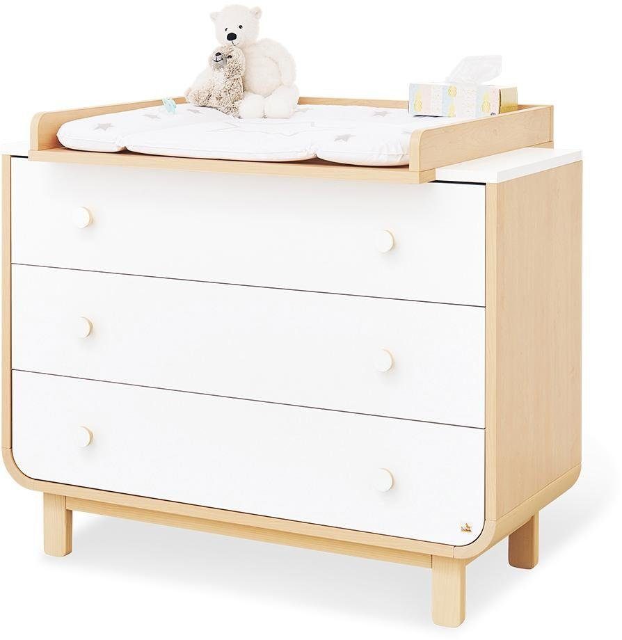 Pinolino® Babyzimmer-Komplettset Round, (Set, 3-St., Kinderbett, Schrank, Wickelkommode), breit groß; mit Kinderbett, Schrank und Wickelkommode; Made in Europe