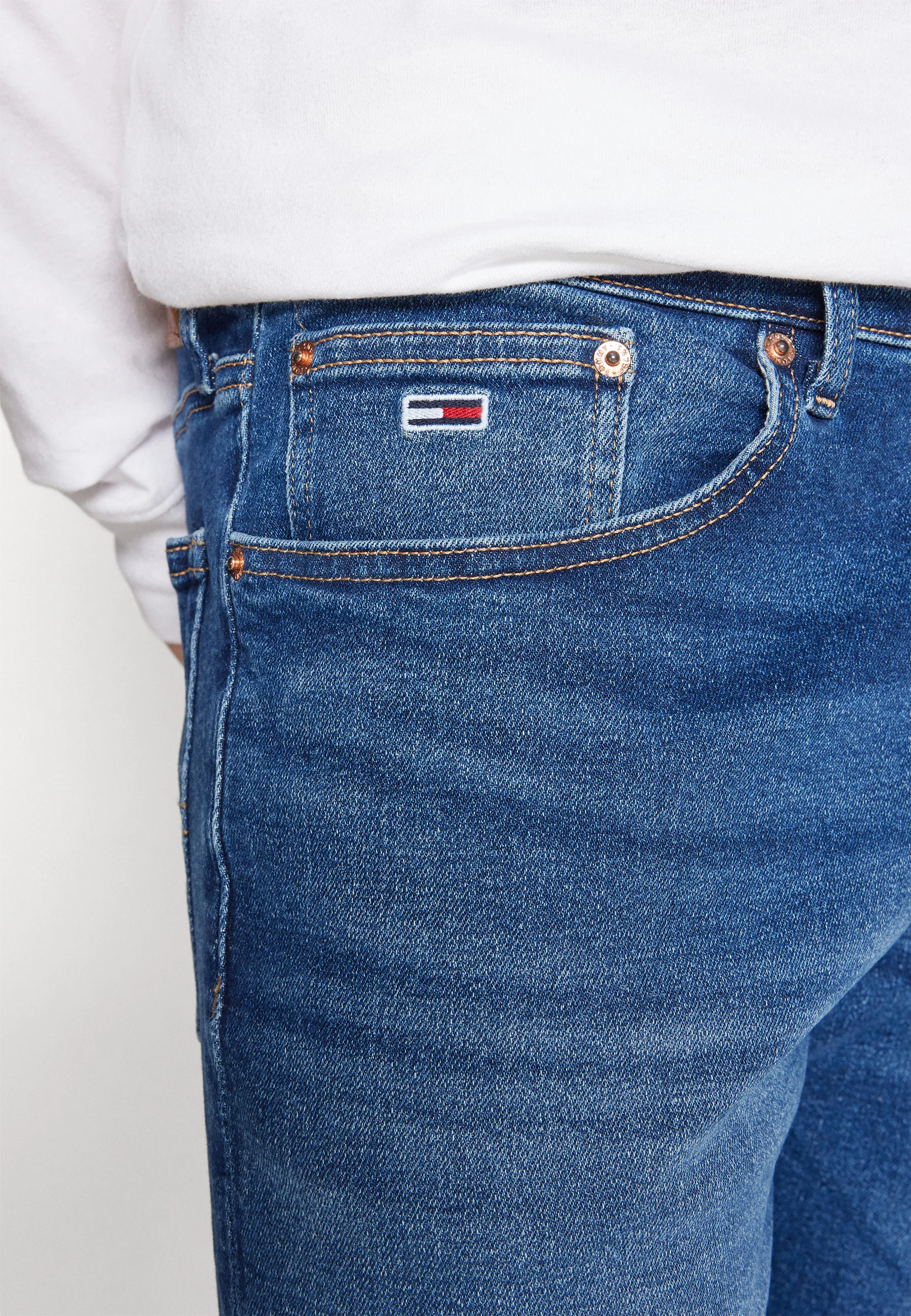 Tommy Jeans AUSTIN SLIM TAPERED - Vaqueros ajustados