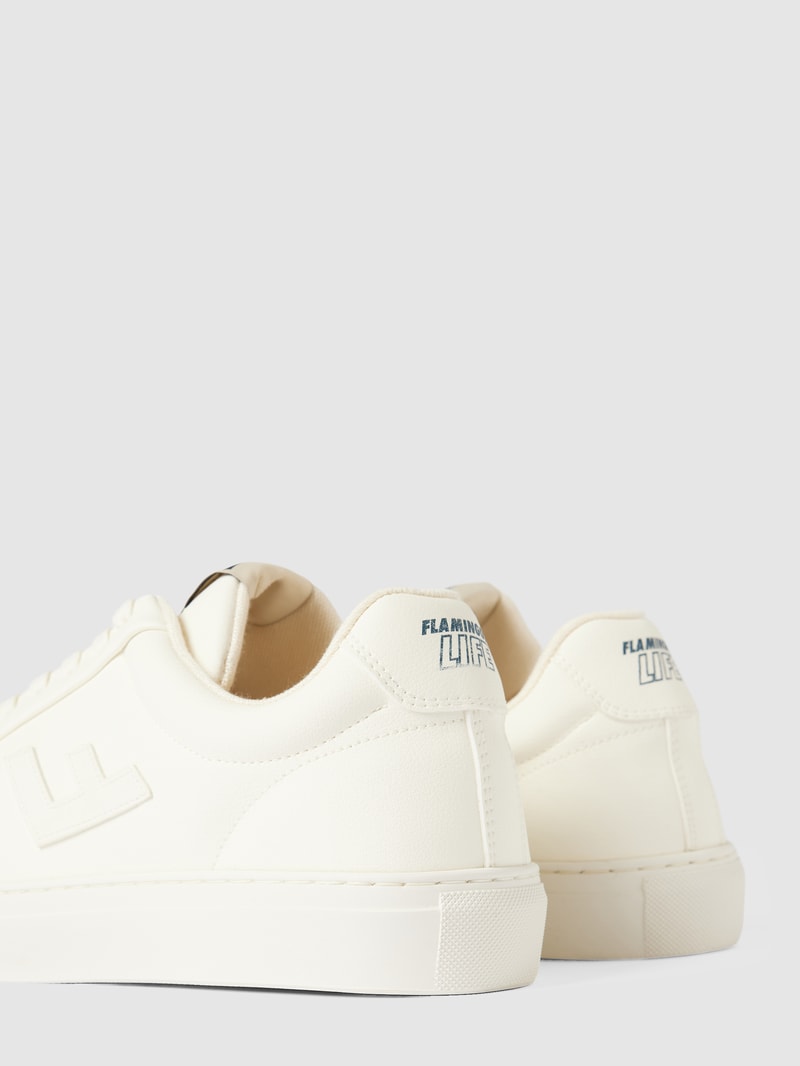 Sneaker mit Label-Detail Modell 'Classic 70s' in weiß