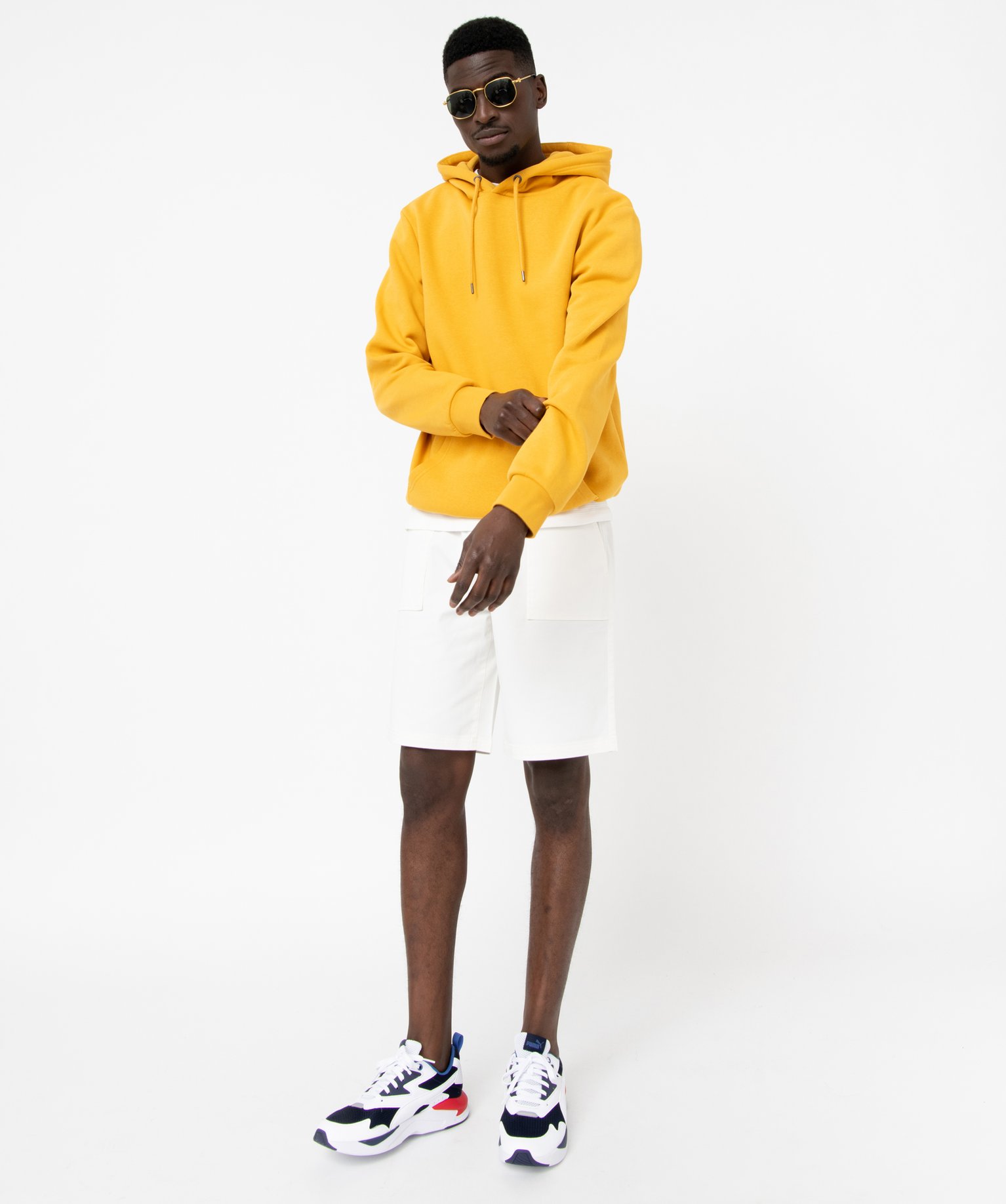 Bermuda en toile uni avec ceinture ajustable homme blanc | GEMO